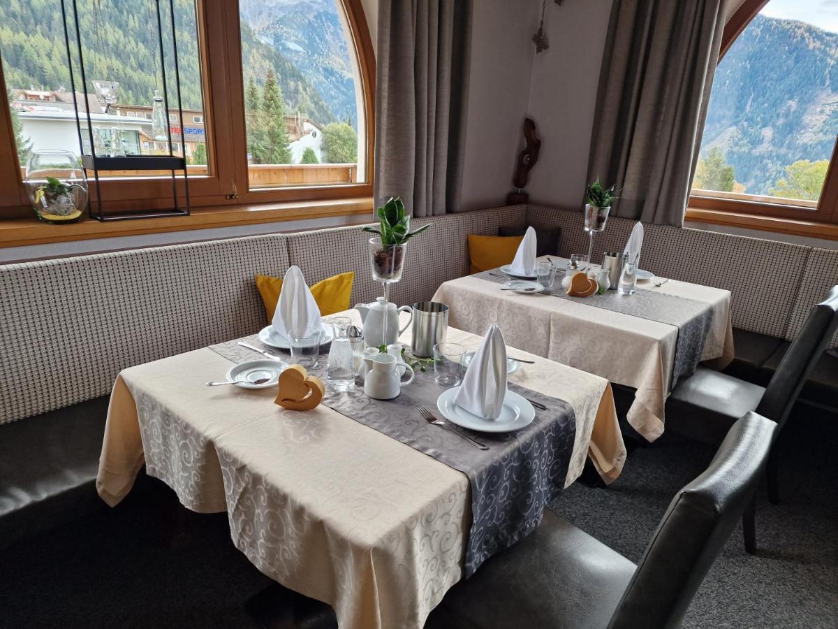 Hotel Romantica Jerzens Dış mekan fotoğraf