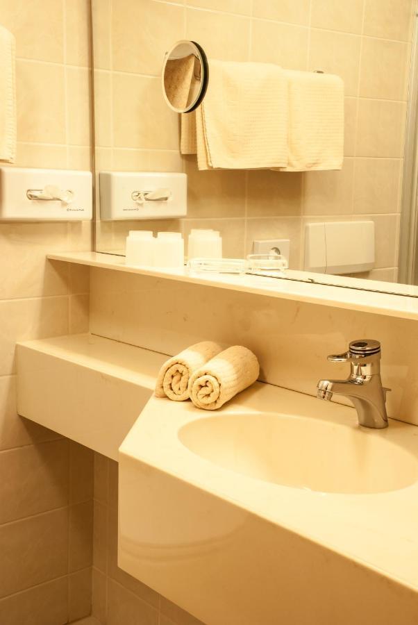 Hotel Romantica Jerzens Oda fotoğraf