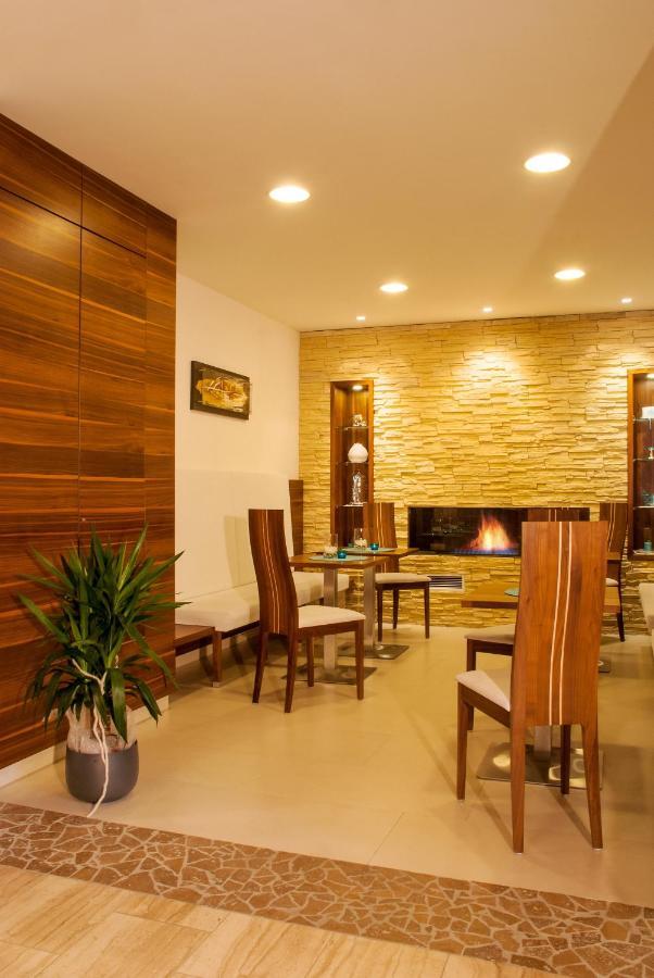 Hotel Romantica Jerzens Dış mekan fotoğraf